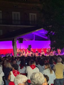 Otro año más miles de personas vienen a Cabezón de la Sal a celebrar nuestra fie…