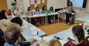 Nueve de los 16 participantes de la Lanzadera de Empleo de Cabezón de la Sal enc…