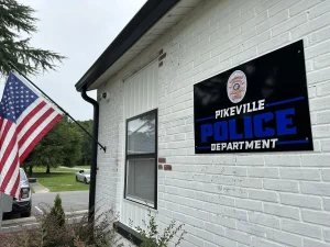 La policía de Pikeville se suma a las agencias de Carolina del Norte que colaboran con ICE bajo el 287(g)